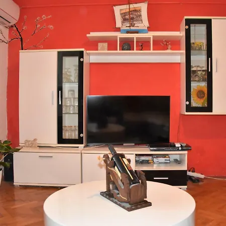 Apartment Jadran *